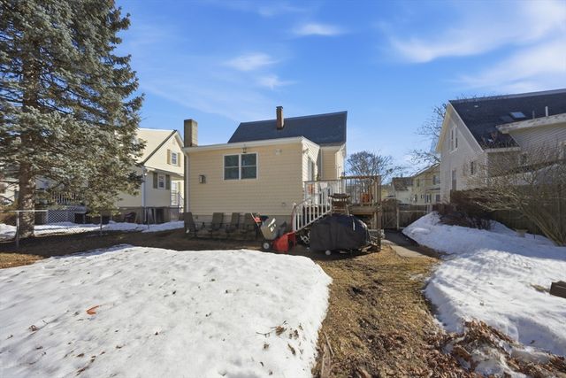 70 Wyman St, Lynn, MA 01905