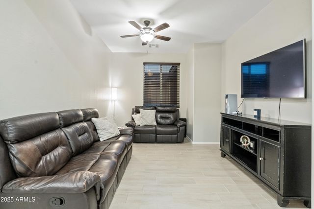 17829 W RED FOX Road, Surprise, AZ 85387