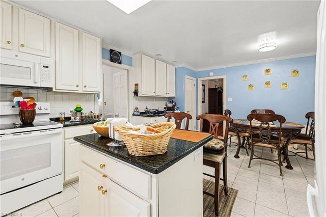 305 Ridgecrest Drive, Lexington, NC 27292