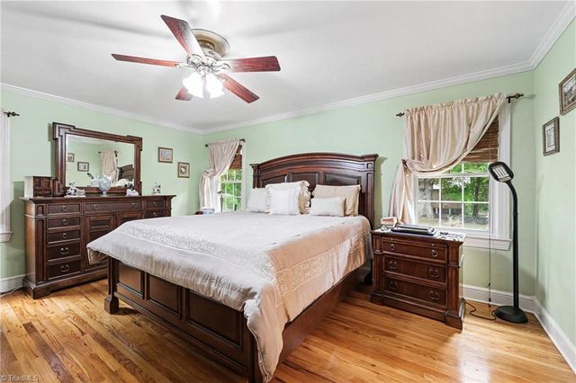 305 Ridgecrest Drive, Lexington, NC 27292