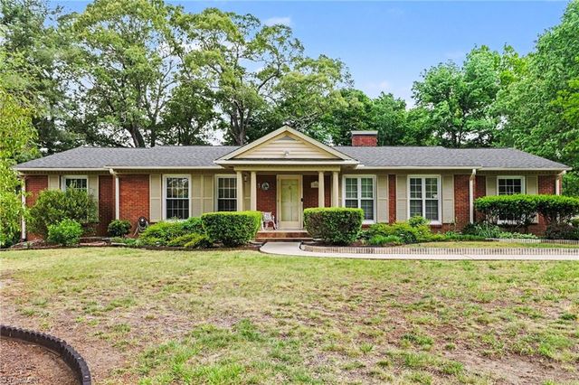 305 Ridgecrest Drive, Lexington, NC 27292