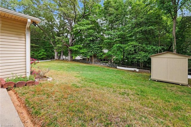 305 Ridgecrest Drive, Lexington, NC 27292