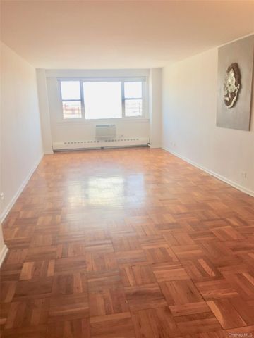 89-00 170 Street 6G, Jamaica Hills, NY 11432