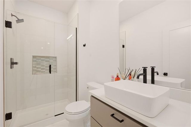 13002 Sloan Avenue, Kansas City, KS 66109
