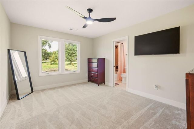 13002 Sloan Avenue, Kansas City, KS 66109