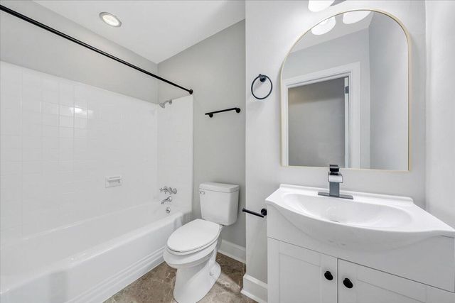 547 Dillard RD, Roanoke, VA 24014