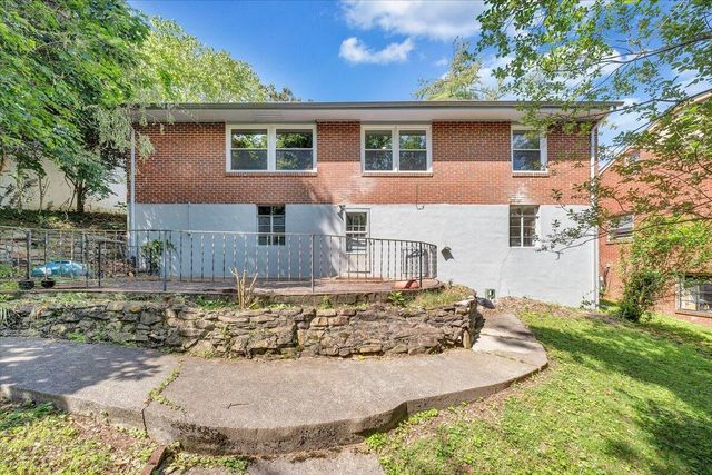 547 Dillard RD, Roanoke, VA 24014