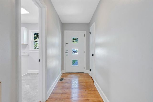 547 Dillard RD, Roanoke, VA 24014