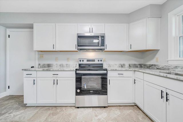 547 Dillard RD, Roanoke, VA 24014