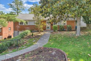 547 Dillard RD, Roanoke, VA 24014