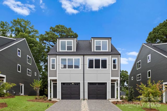 2432 Arty Avenue, Charlotte, NC 28208