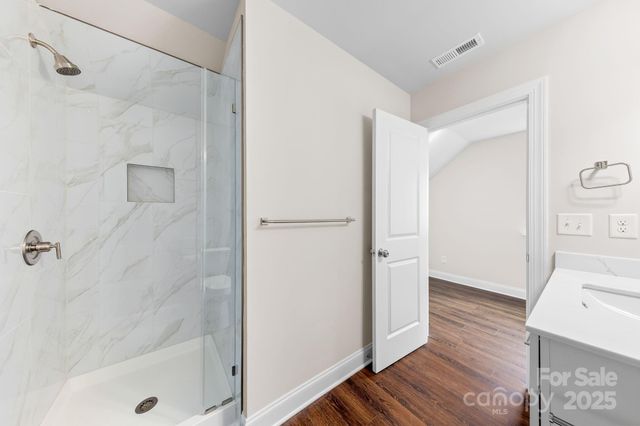 2432 Arty Avenue, Charlotte, NC 28208
