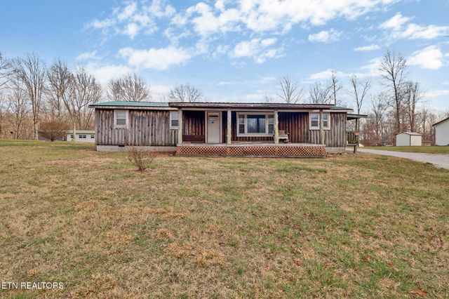2546 Peavine Rd, Crossville, TN 38571