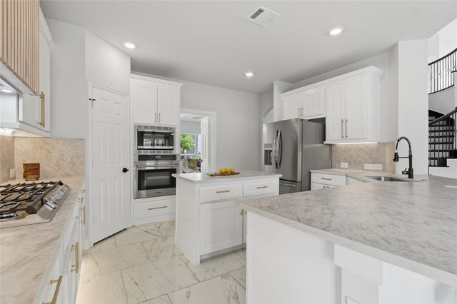 6601 Stolte Lane, Fort Worth, TX 76123