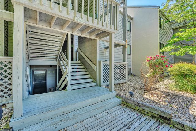 170 Sailors Cove DR UNIT 1204, Moneta, VA 24121
