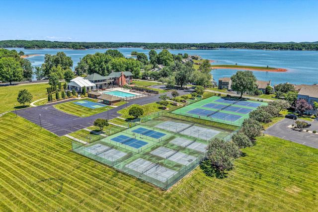 170 Sailors Cove DR UNIT 1204, Moneta, VA 24121