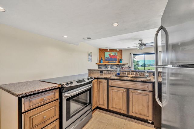 170 Sailors Cove DR UNIT 1204, Moneta, VA 24121
