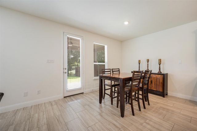 1035 Auburn Drive, Justin, TX 76247