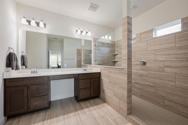 1035 Auburn Drive, Justin, TX 76247