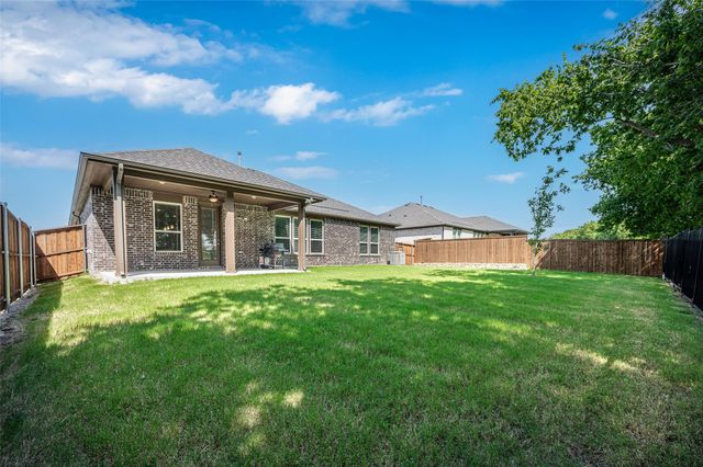 1035 Auburn Drive, Justin, TX 76247
