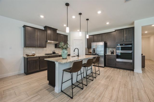 1035 Auburn Drive, Justin, TX 76247