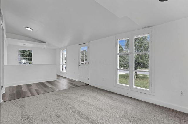 91 Robinwood Avenue, Columbus, OH 43213