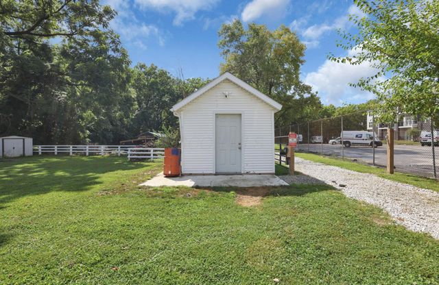 91 Robinwood Avenue, Columbus, OH 43213