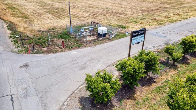 0 E Goodfellow, Sanger, CA 93657