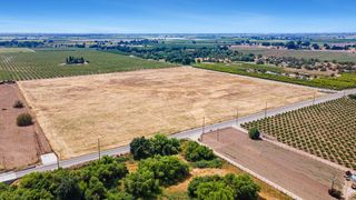 0 E Goodfellow, Sanger, CA 93657
