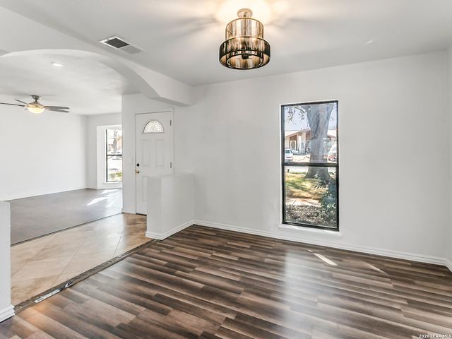 13326 El Charro, San Antonio, TX 78233