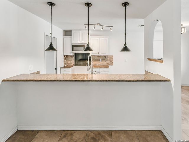 13326 El Charro, San Antonio, TX 78233