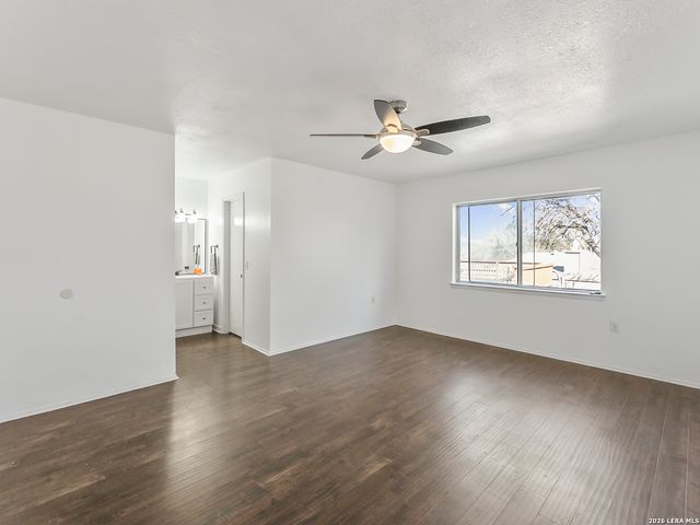 13326 El Charro, San Antonio, TX 78233