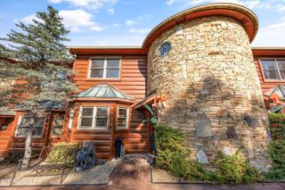 2044 Hickory Ridge Way 3334, Sevierville, TN 37862