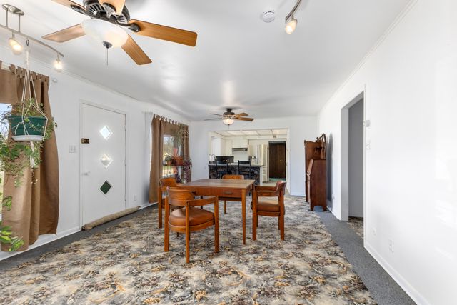 7190 Thornapple River Court SE, Alto, MI 49302