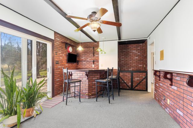 7190 Thornapple River Court SE, Alto, MI 49302