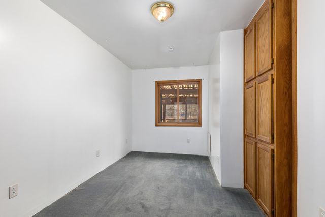 7190 Thornapple River Court SE, Alto, MI 49302