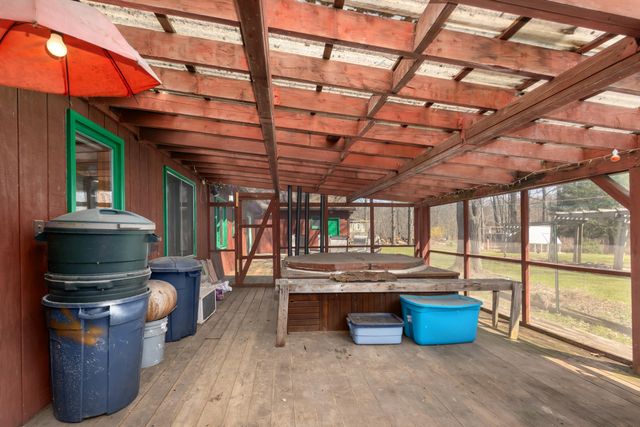 7190 Thornapple River Court SE, Alto, MI 49302