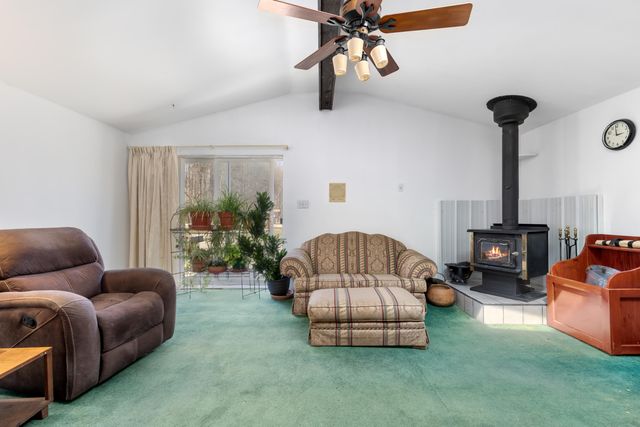 7190 Thornapple River Court SE, Alto, MI 49302