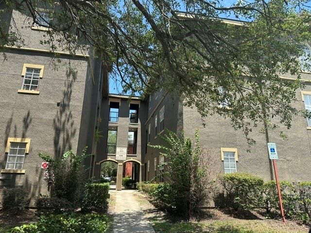 102 VISTA VERDI CIRCLE 124, Lake Mary, FL 32746