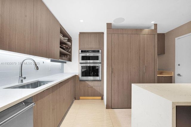 10155 Collins Ave 1106, Bal Harbour, FL 33154