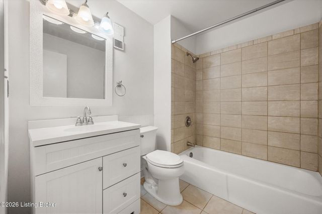 2214 Sherwood Ave APT 8, Louisville, KY 40205