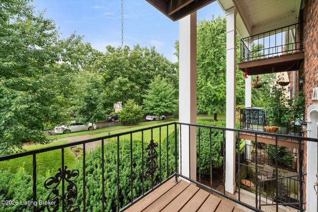 2214 Sherwood Ave APT 8, Louisville, KY 40205