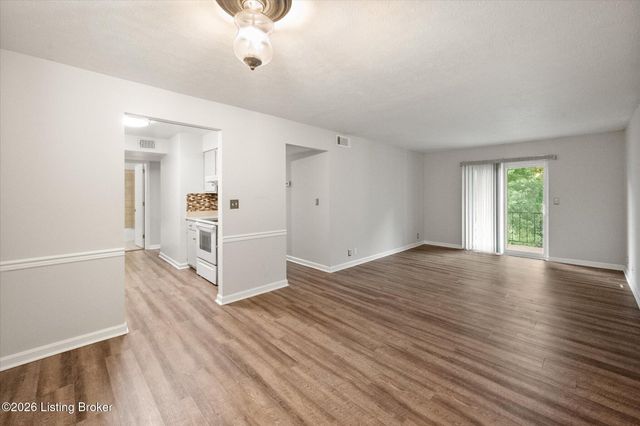 2214 Sherwood Ave APT 8, Louisville, KY 40205