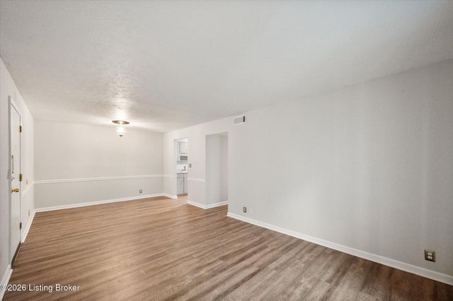 2214 Sherwood Ave APT 8, Louisville, KY 40205