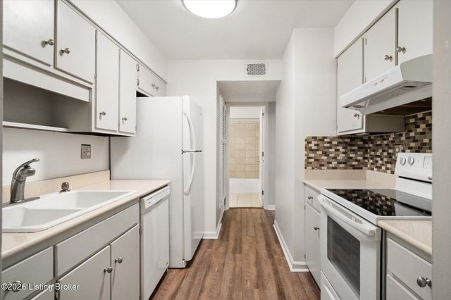 2214 Sherwood Ave APT 8, Louisville, KY 40205