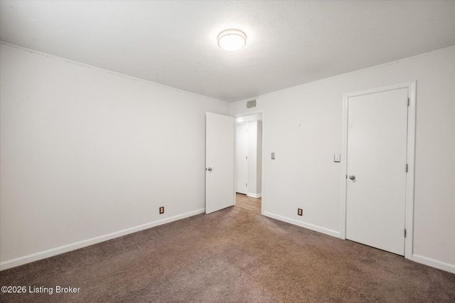 2214 Sherwood Ave APT 8, Louisville, KY 40205