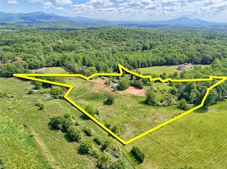 215 Dovie Ray Road, Dahlonega, GA 30533