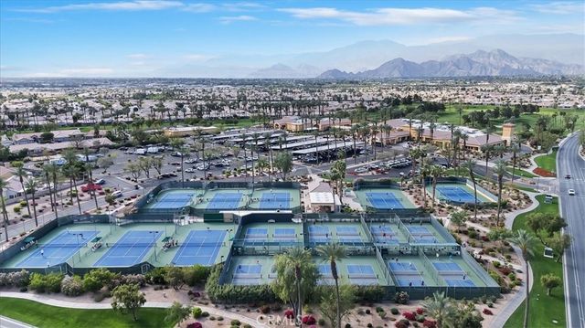 39375 Falconwood Court, Palm Desert, CA 92211