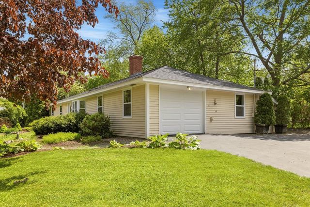 2 Bayberry Lane, Hampton, NH 03842