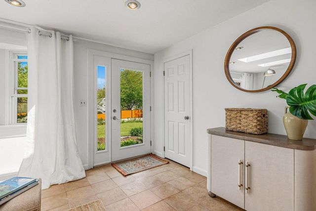 2 Bayberry Lane, Hampton, NH 03842